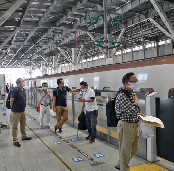 北陸新幹線・富山駅